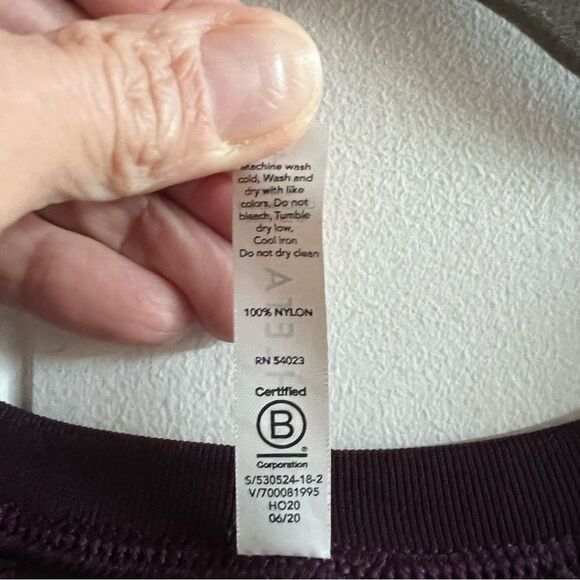 Athleta Purple Athletic Workout Top - Picture 4 of 8